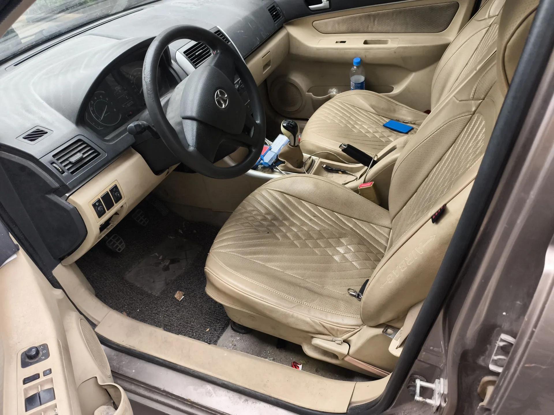 BAIC Senova D20 2015 Hatchback 1.3L Manual Joy Edition — миниатюра 16