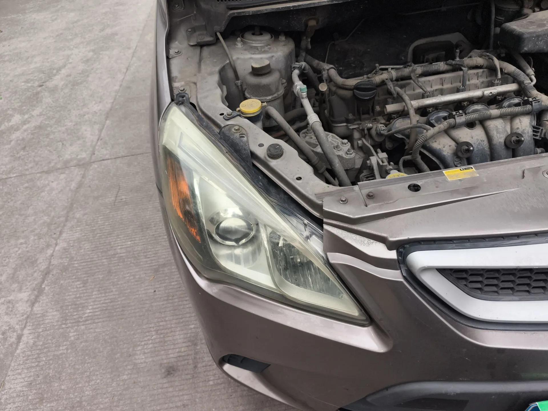 BAIC Senova D20 2015 Hatchback 1.3L Manual Joy Edition — миниатюра 7