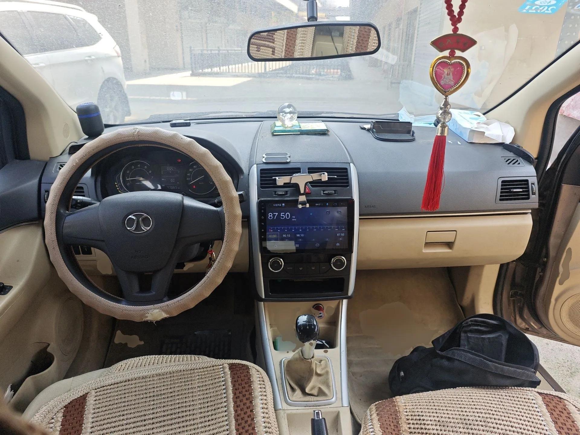 BAIC Senova D20 2015 Hatchback 1.3L Manual Leisure Edition — миниатюра 10