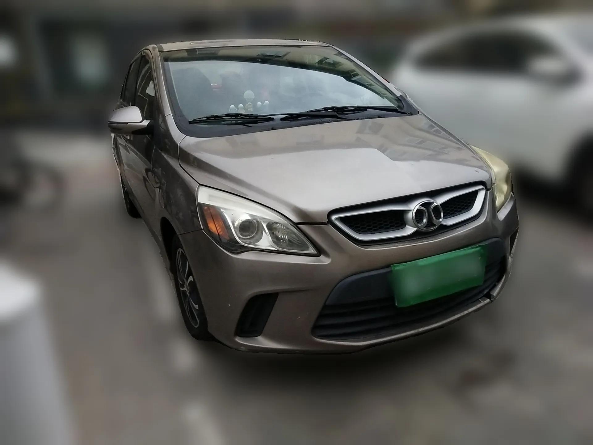BAIC Senova D20 2015 Sedan 1.5L Automatic Lotte Edition — миниатюра 3