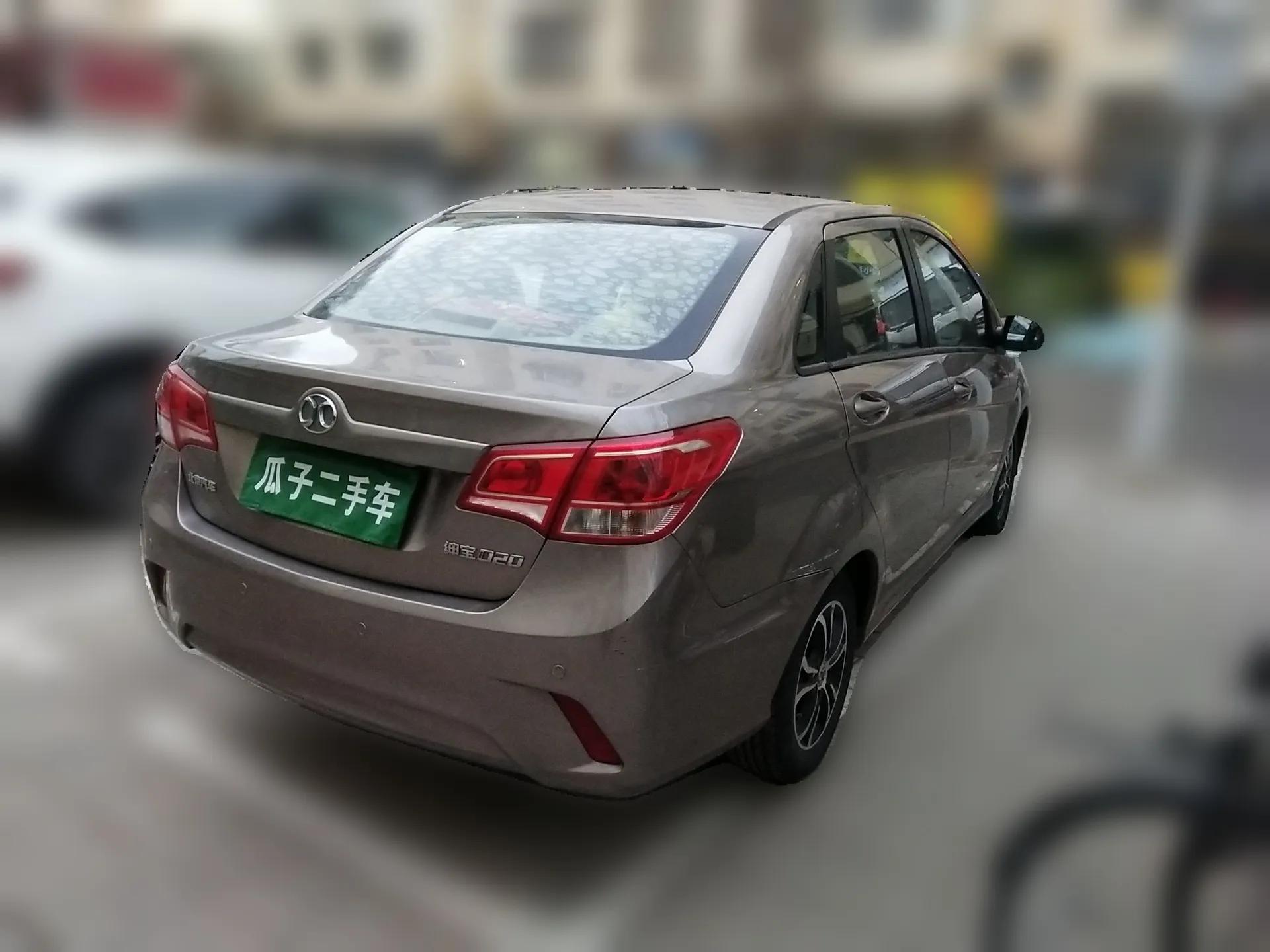 BAIC Senova D20 2015 Sedan 1.5L Automatic Lotte Edition — миниатюра 6