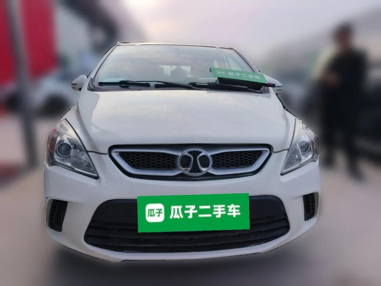 BAIC Senova D20 2015 Hatchback 1.3L Manual Leisure Edition — миниатюра 2