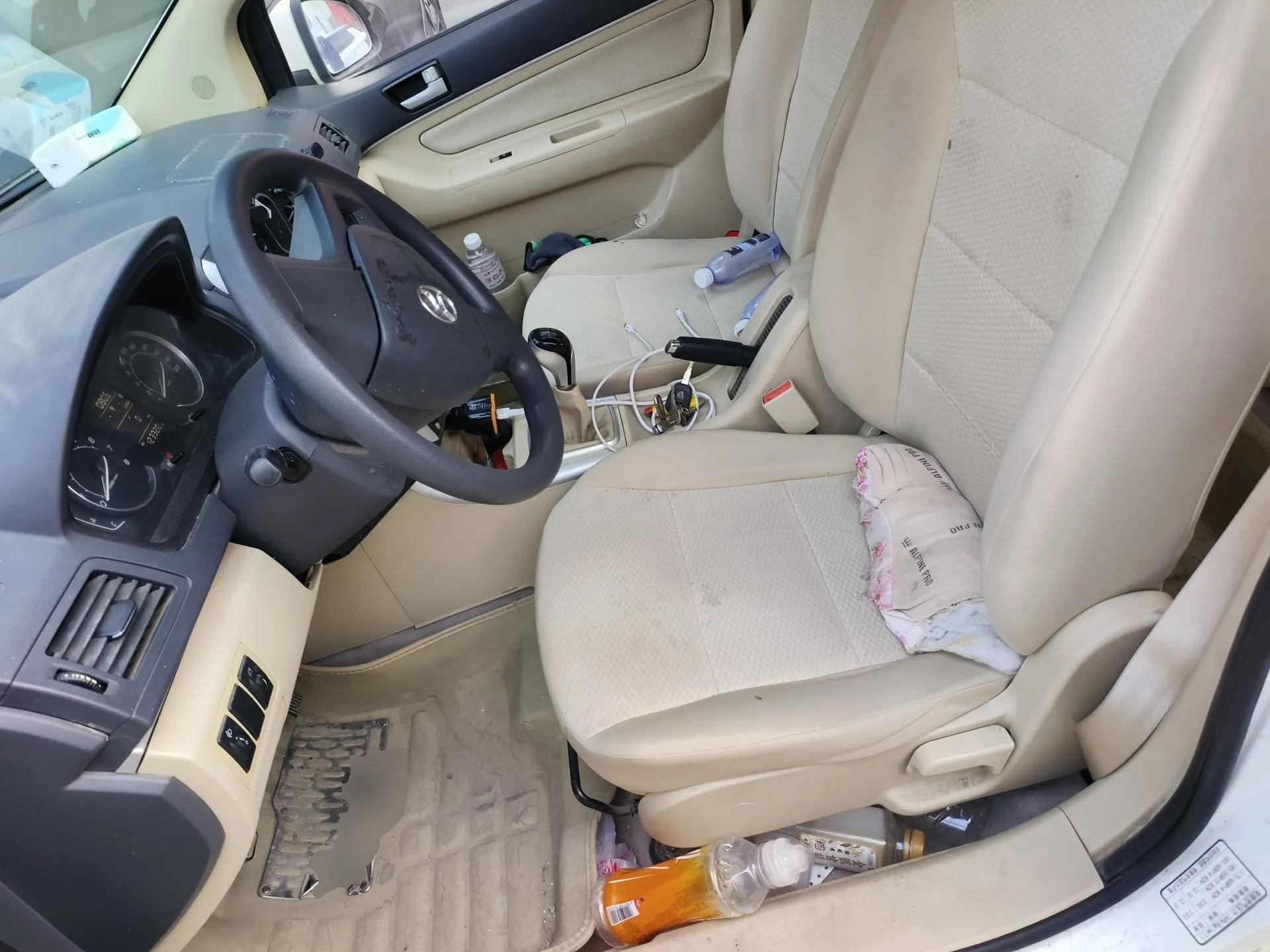 BAIC Senova D20 2015 Hatchback 1.3L Manual Leisure Edition — миниатюра 16