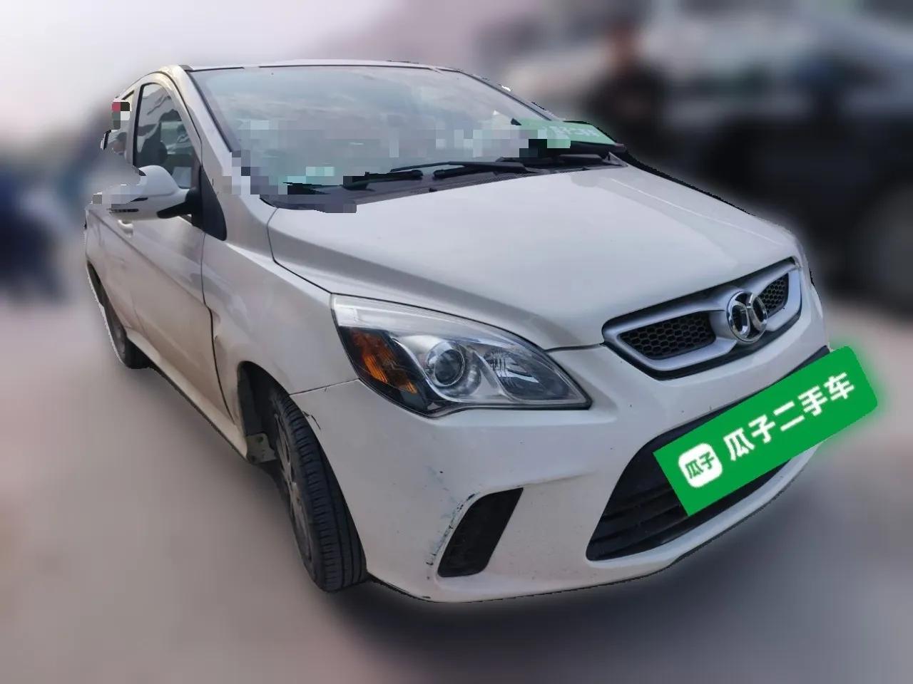 BAIC Senova D20 2015 Hatchback 1.3L Manual Leisure Edition — миниатюра 3