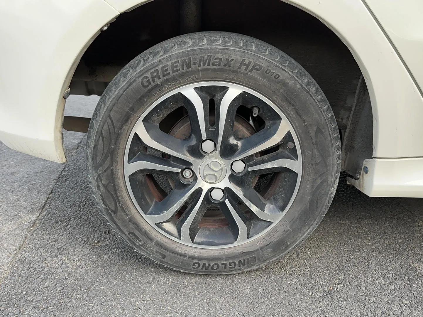 BAIC Senova D20 2015 Hatchback 1.5L Manual Lotte Edition — миниатюра 10