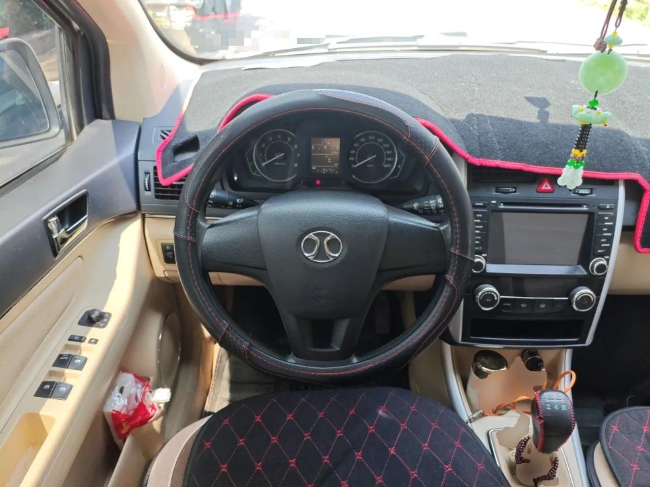 BAIC Senova D20 2015 Hatchback 1.5L Manual Lotte Edition — миниатюра 11