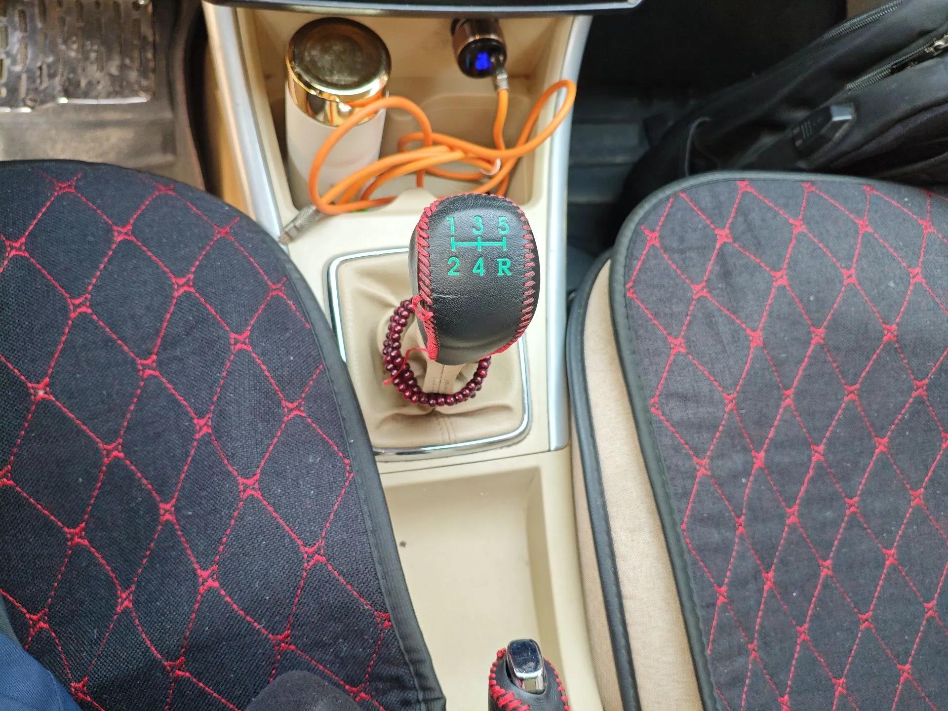 BAIC Senova D20 2015 Hatchback 1.5L Manual Lotte Edition — миниатюра 15