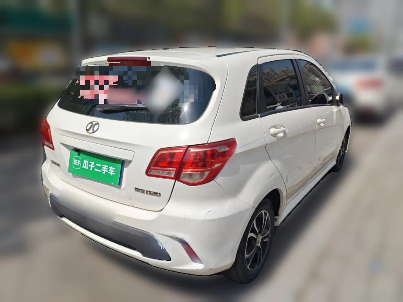 BAIC Senova D20 2015 Hatchback 1.5L Manual Lotte Edition — миниатюра 6