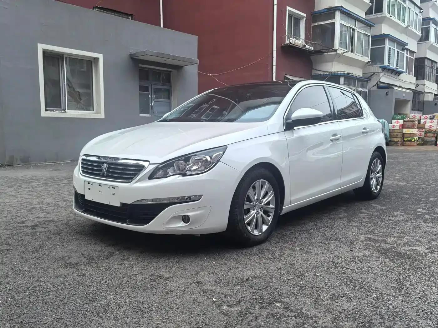 Peugeot 308S 2015 1.2T Automatic Sporty Edition — миниатюра 1