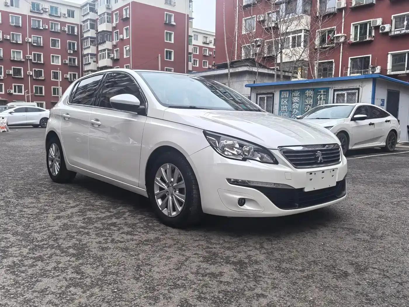 Peugeot 308S 2015 1.2T Automatic Sporty Edition — миниатюра 3