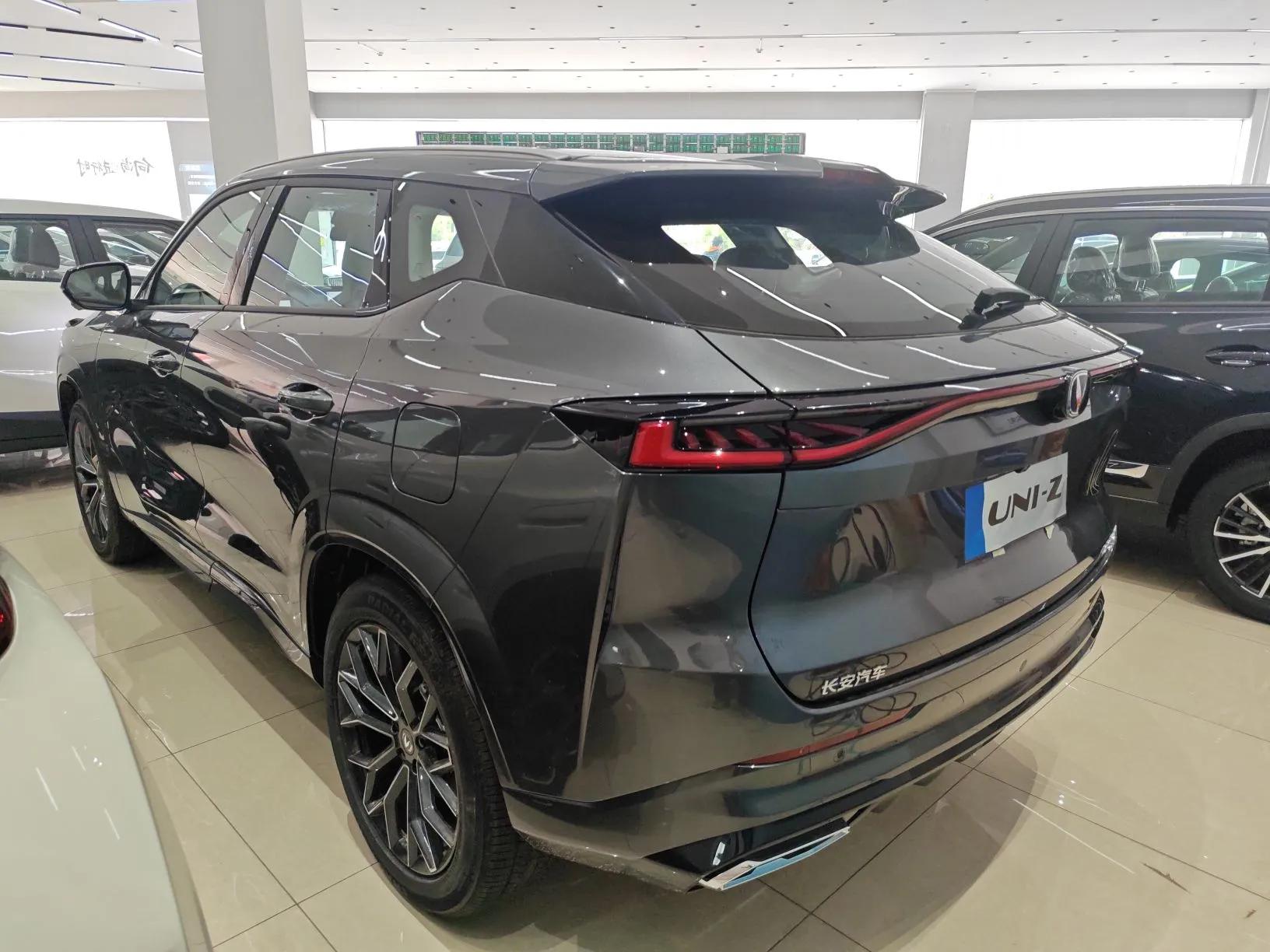 CHANGAN UNI-Z New Energy 2025 Model, Smart New Blue Whale 125km Battleship+ Version — миниатюра 7