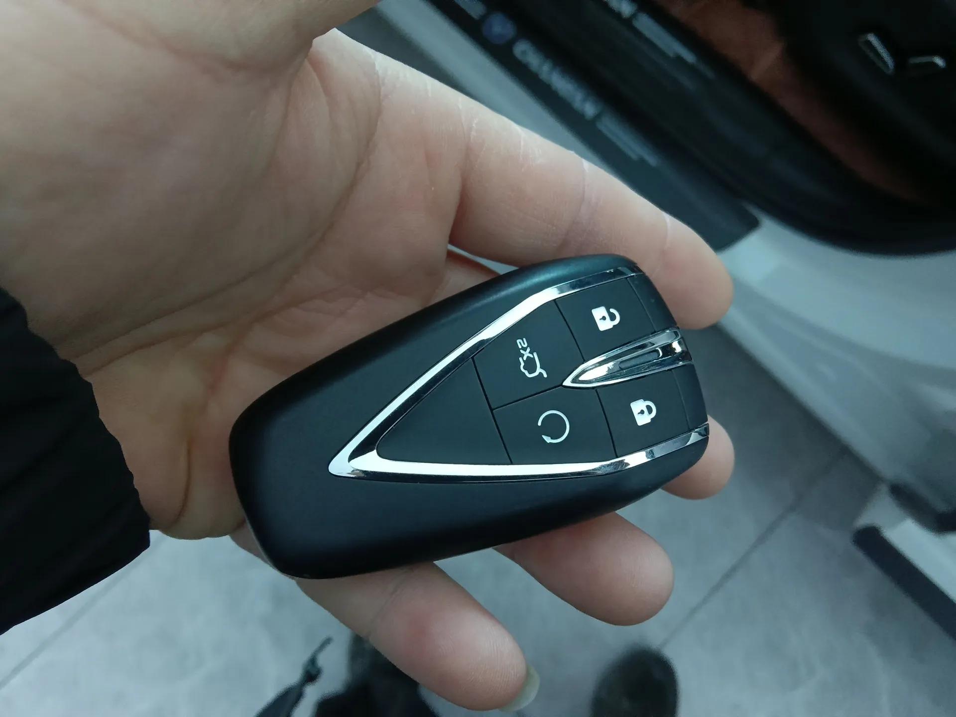 CHANGAN UNI-Z New Energy 2024 Blue Whale Smart Electric iDD 125km Beyond Edition — миниатюра 12