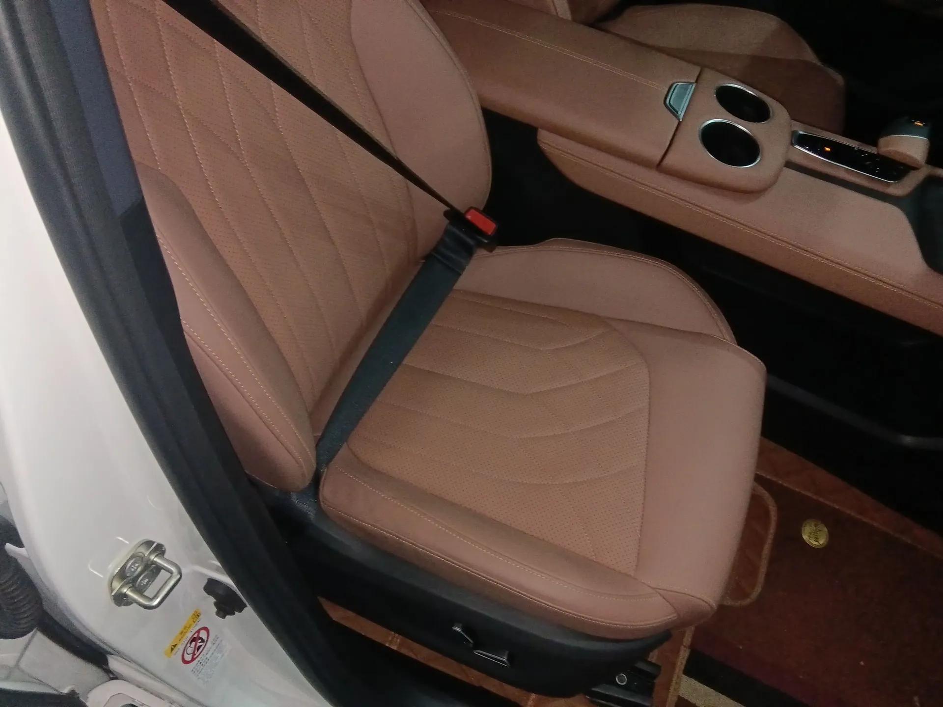CHANGAN UNI-Z New Energy 2024 Blue Whale Smart Electric iDD 125km Beyond Edition — миниатюра 23