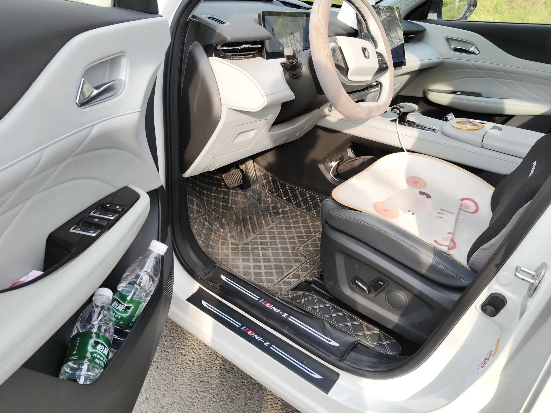 CHANGAN UNI-Z New Energy 2024 Blue Whale Smart Electric iDD 125km Beyond Edition — миниатюра 17