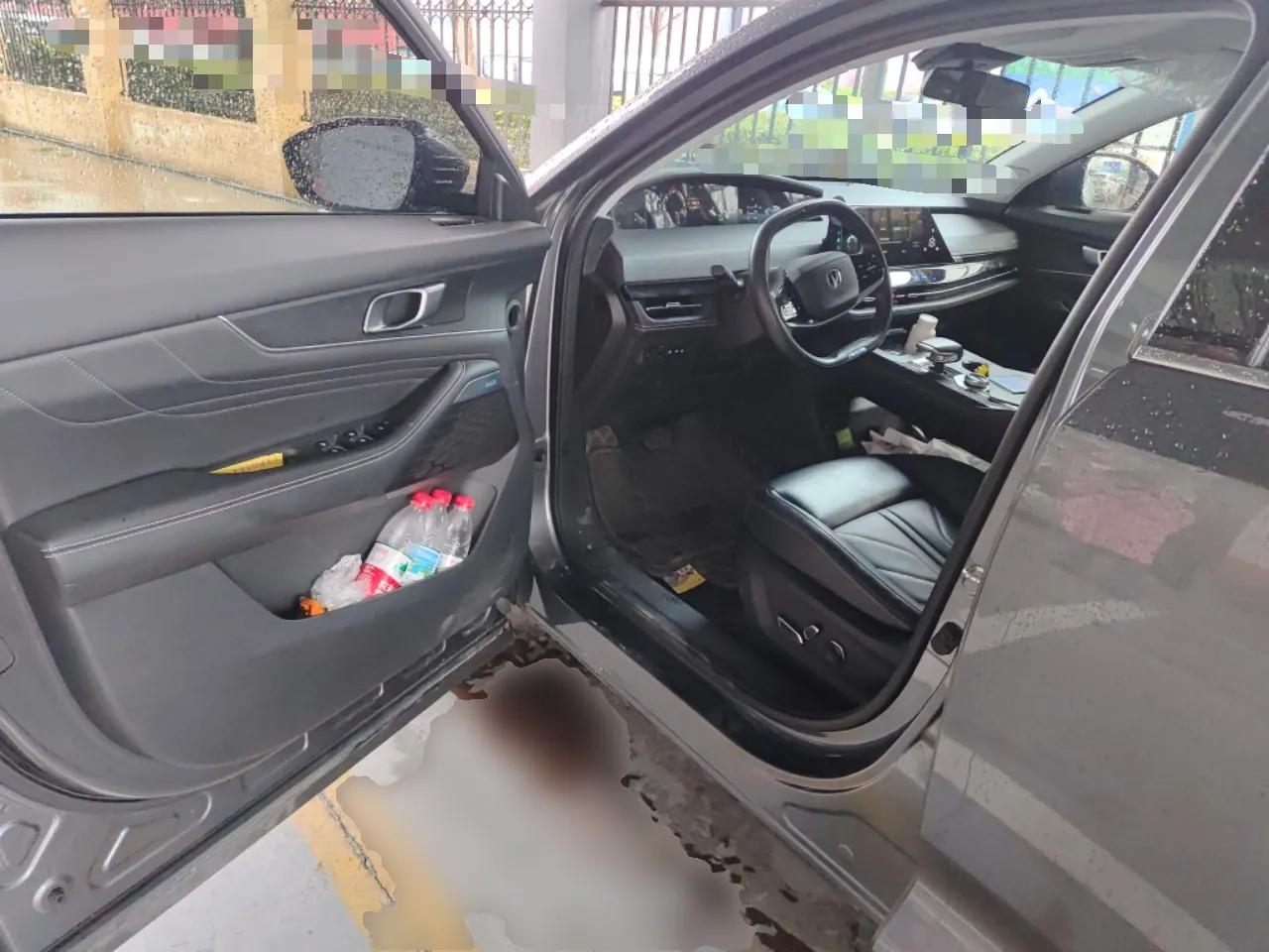 CHANGAN UNI-K iDD 2023 Zhidian iDD 1.5T 135km Smart & Fun Model — миниатюра 17