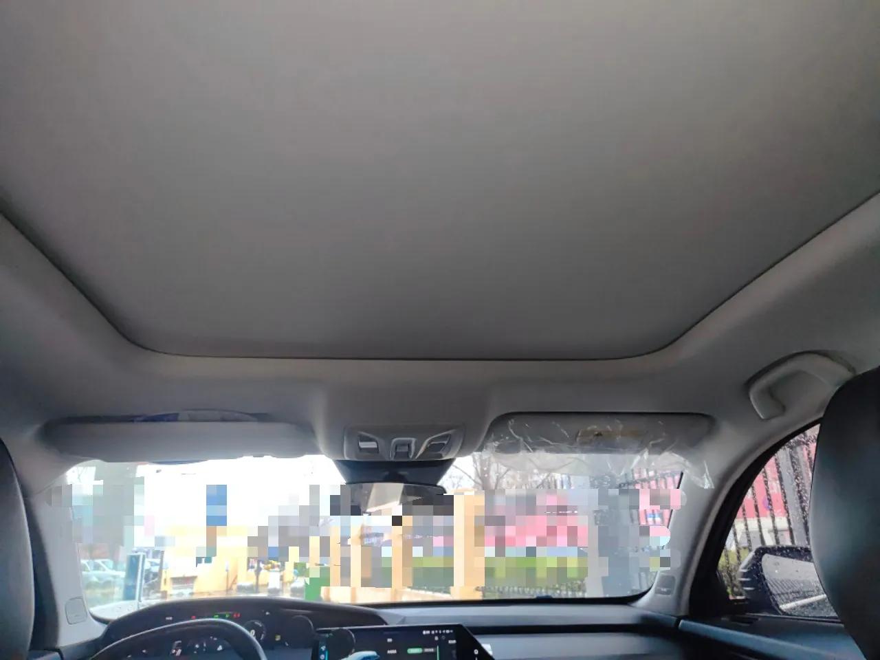 CHANGAN UNI-K iDD 2023 Zhidian iDD 1.5T 135km Smart & Fun Model — миниатюра 19
