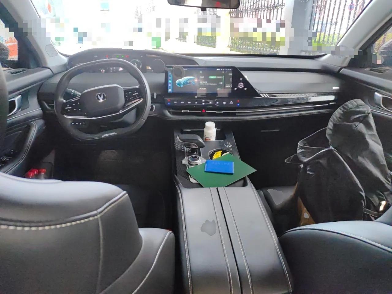 CHANGAN UNI-K iDD 2023 Zhidian iDD 1.5T 135km Smart & Fun Model — миниатюра 10
