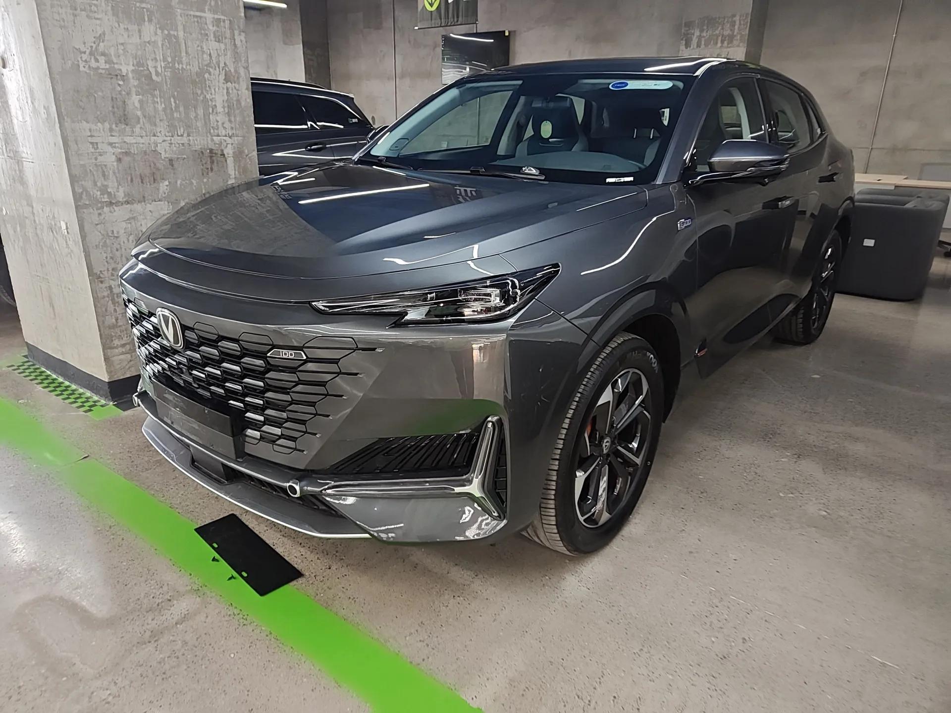 CHANGAN UNI-K iDD 2024 Smart Electric iDD 1.5T 135km Smart Enjoyment Model — миниатюра 1