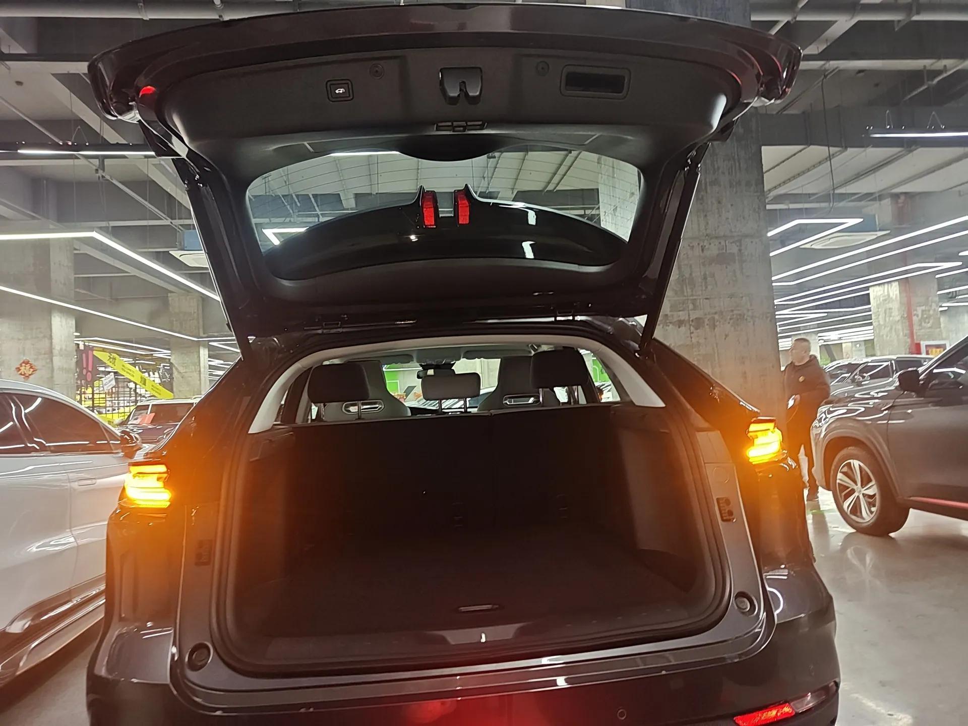 CHANGAN UNI-K iDD 2024 Smart Electric iDD 1.5T 135km Smart Enjoyment Model — миниатюра 22