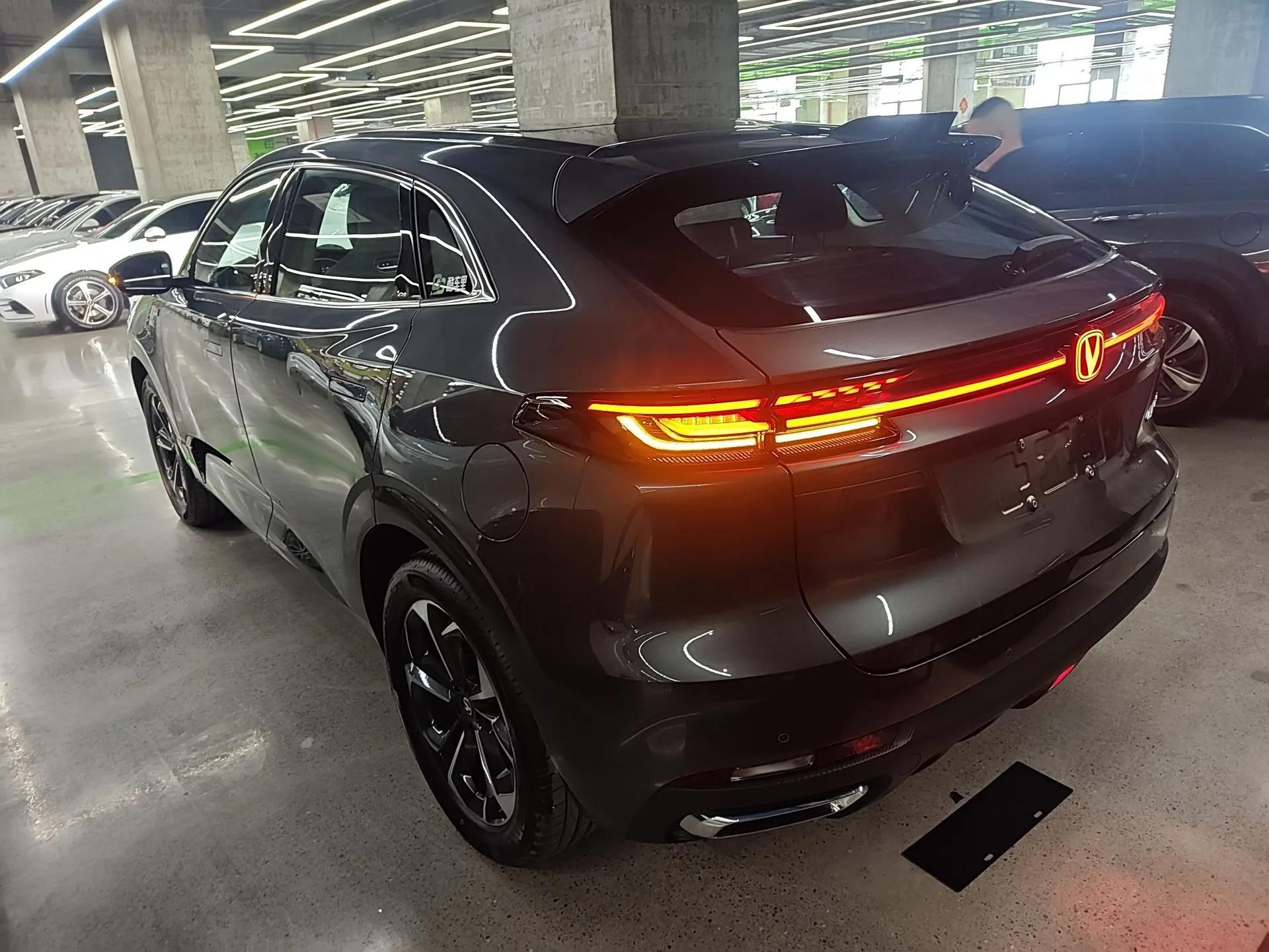 CHANGAN UNI-K iDD 2024 Smart Electric iDD 1.5T 135km Smart Enjoyment Model — миниатюра 4