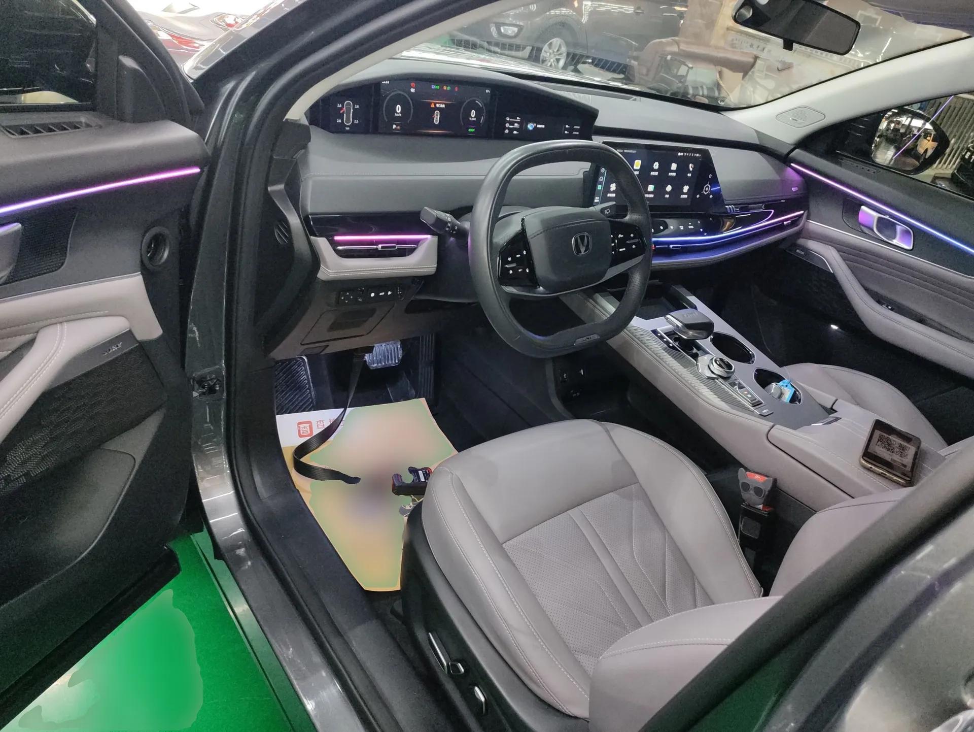 CHANGAN UNI-K iDD 2023 Zhidian iDD 1.5T 135km Smart & Fun Model — миниатюра 19