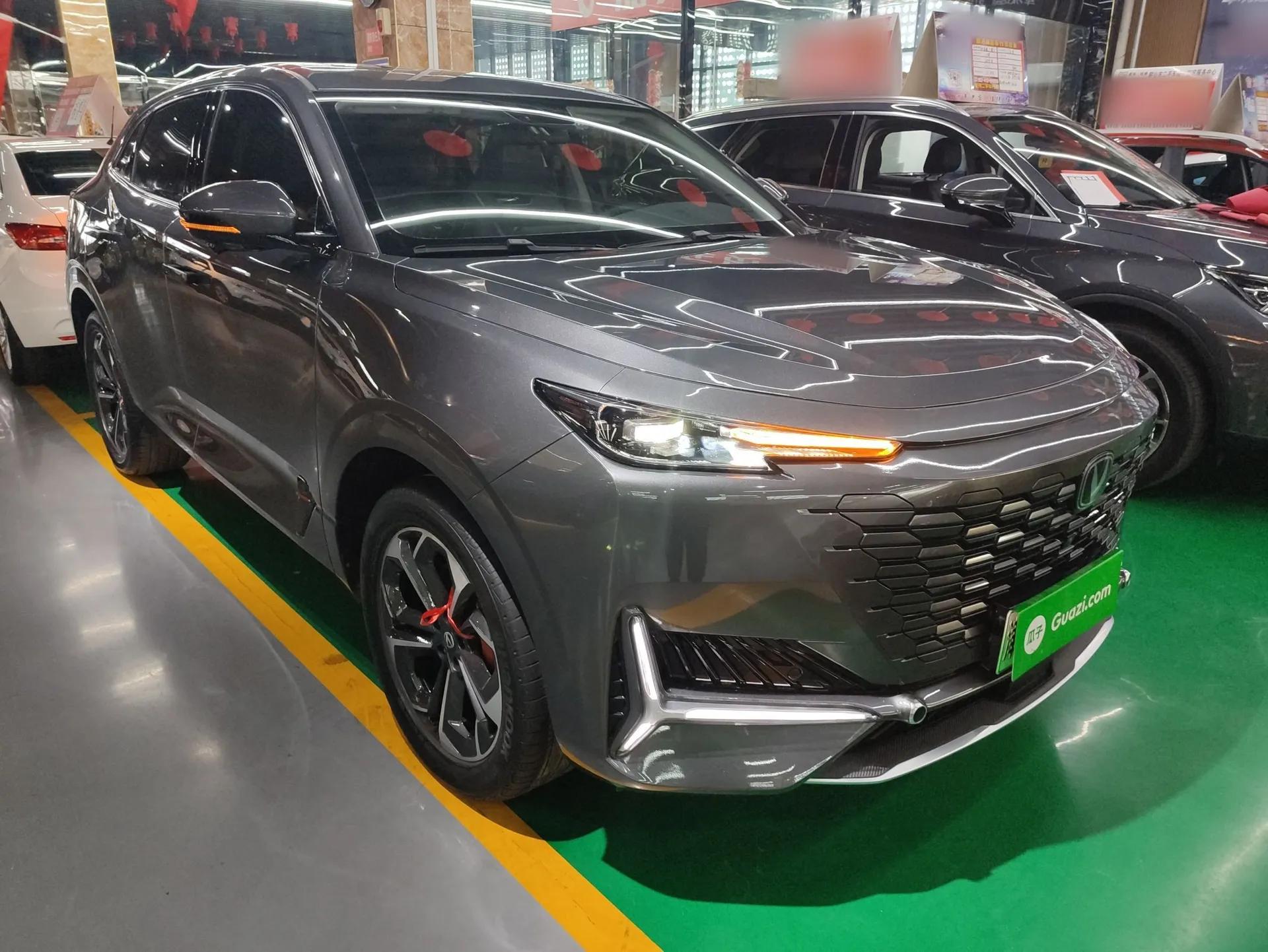 CHANGAN UNI-K iDD 2023 Zhidian iDD 1.5T 135km Smart & Fun Model — миниатюра 3