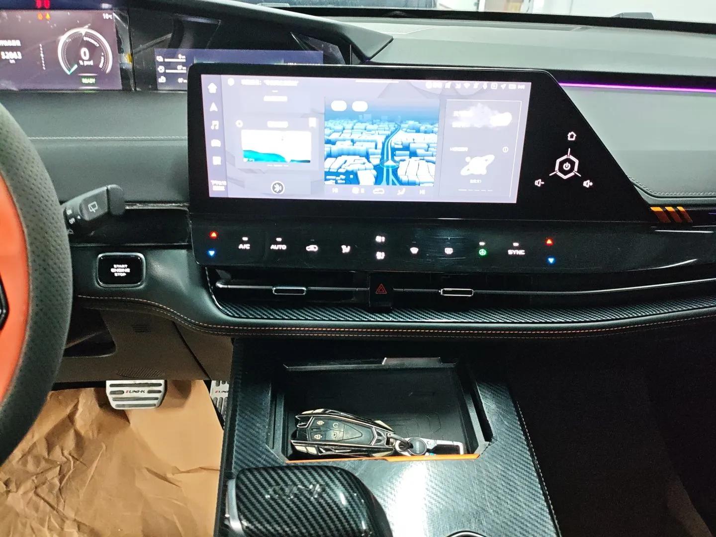 CHANGAN UNI-K iDD 2022 Blue Whale iDD 130km 1.5T Prestige Model — миниатюра 15