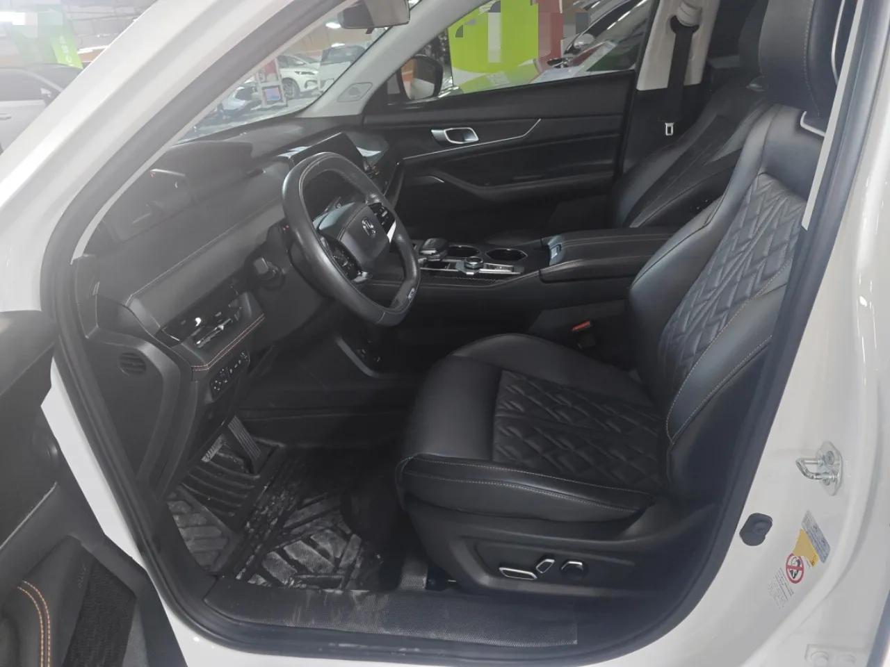 CHANGAN UNI-K iDD 2022 Blue Whale iDD 130km 1.5T Prestige Model — миниатюра 17