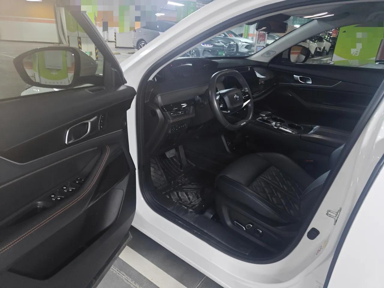 CHANGAN UNI-K iDD 2022 Blue Whale iDD 130km 1.5T Prestige Model — миниатюра 18