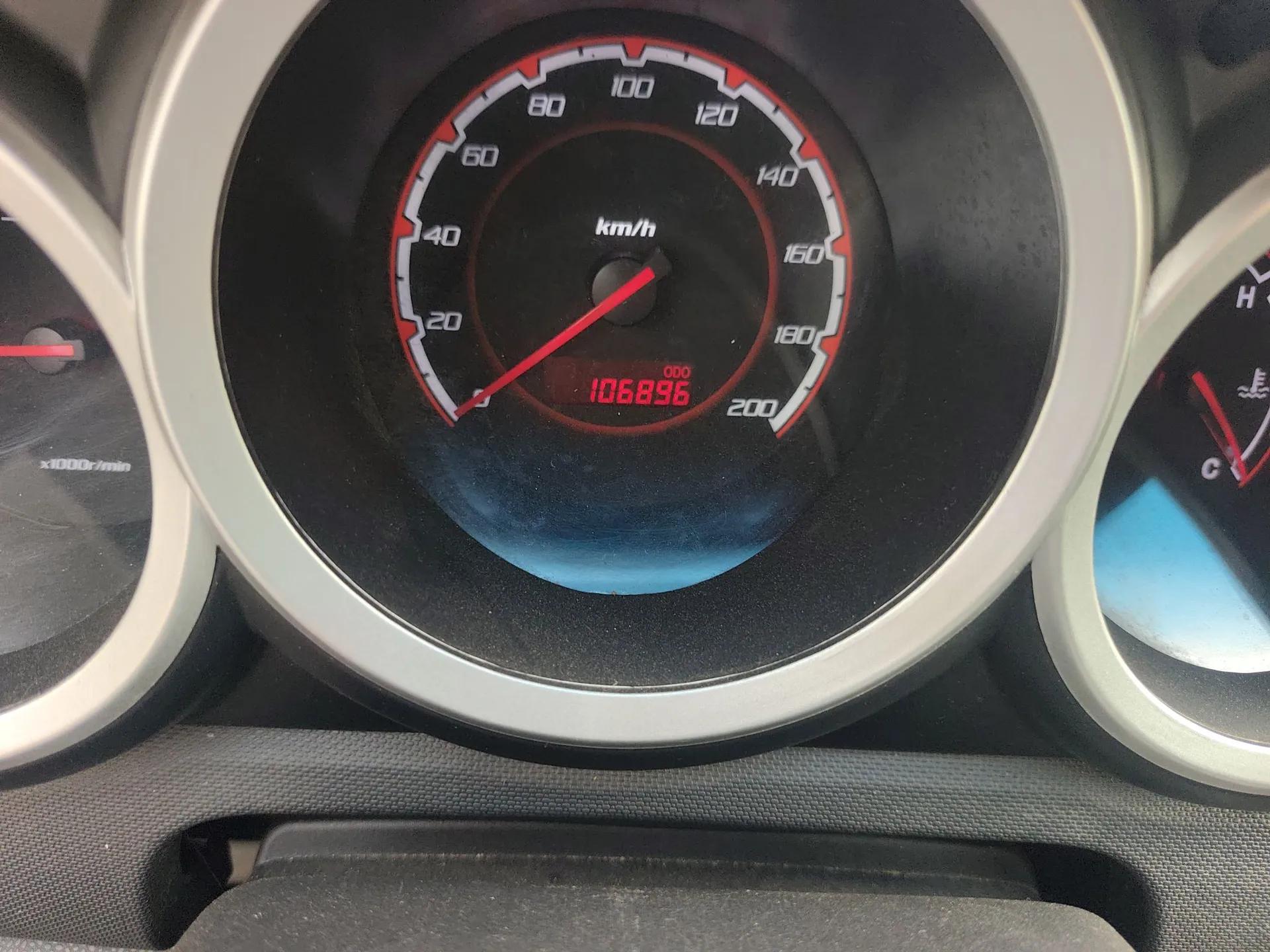 CHANGAN CX20 2014 1.4L Manual Sport Version China IV Standard — миниатюра 13