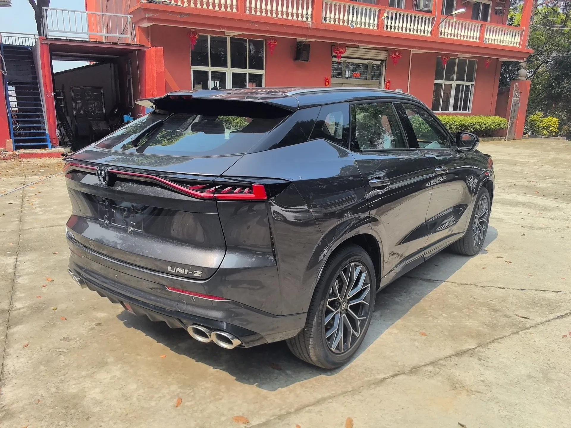CHANGAN UNI-Z 2025 1.5T Premium Edition — миниатюра 4