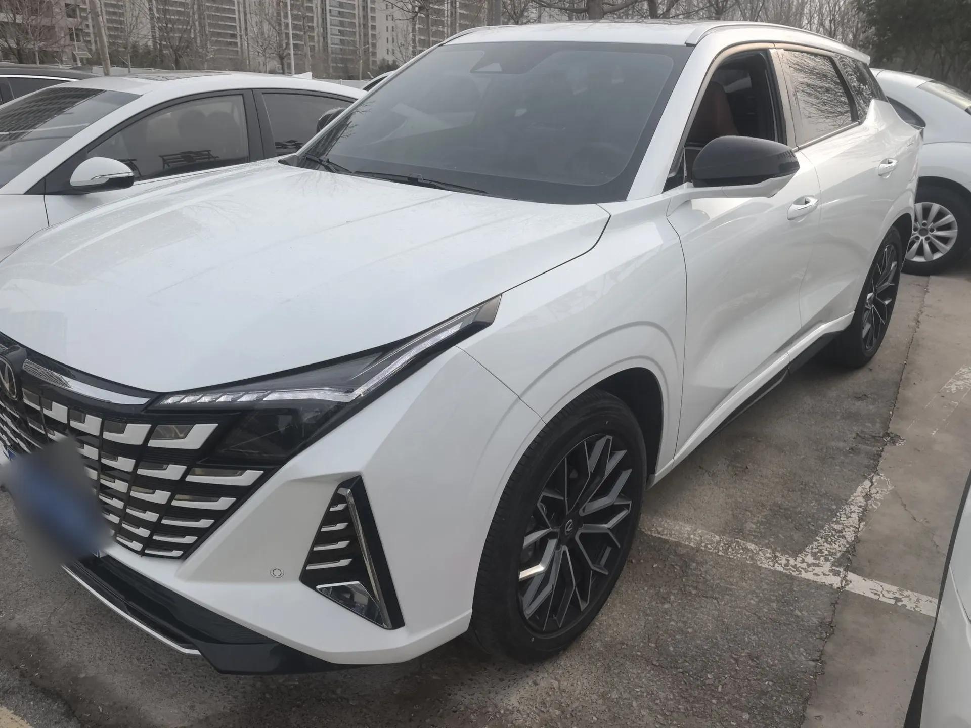 CHANGAN UNI-Z 2025 1.5T Premium Edition — миниатюра 1