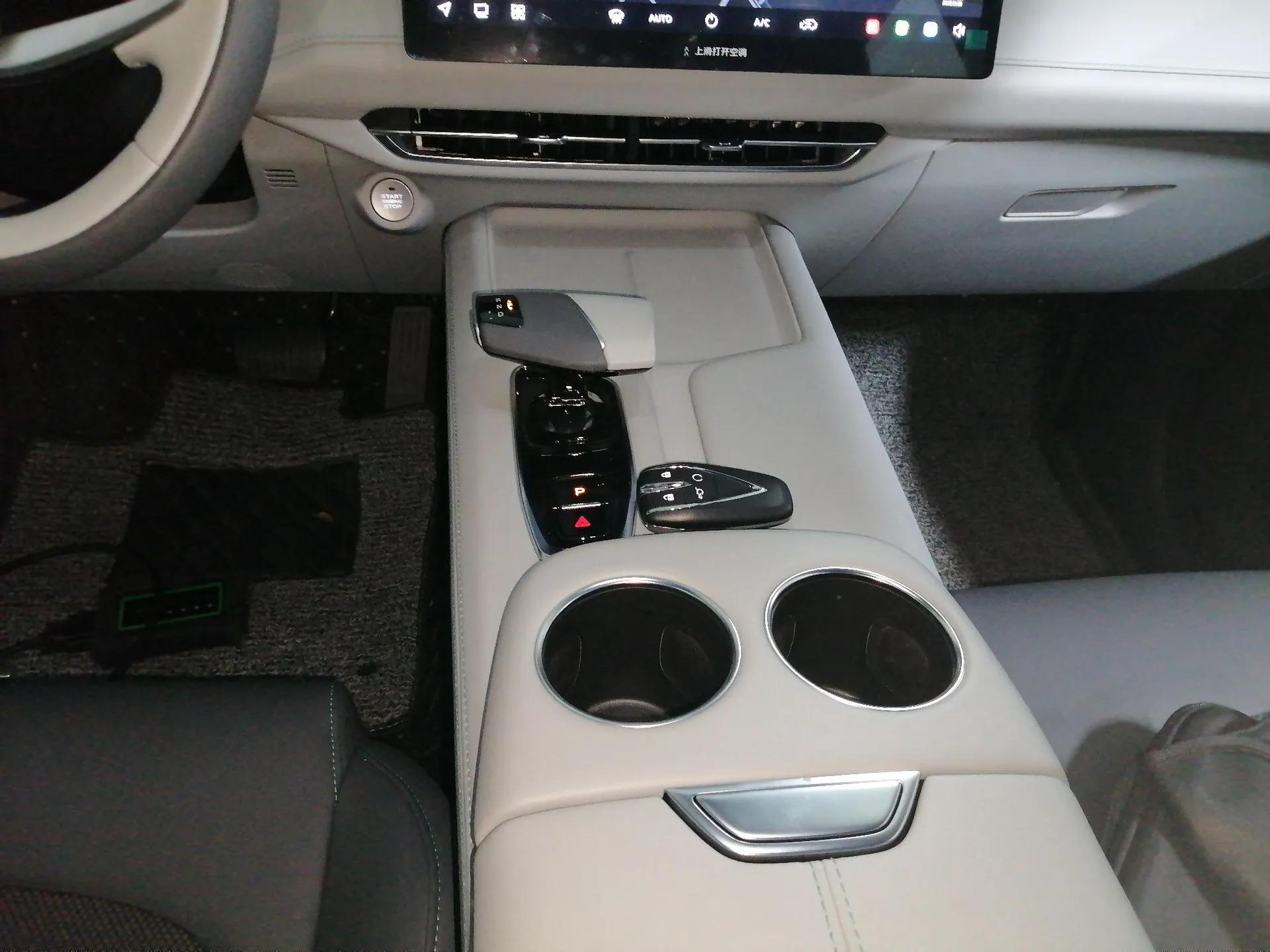 CHANGAN UNI-Z 2025 1.5T Luxury Version — миниатюра 16