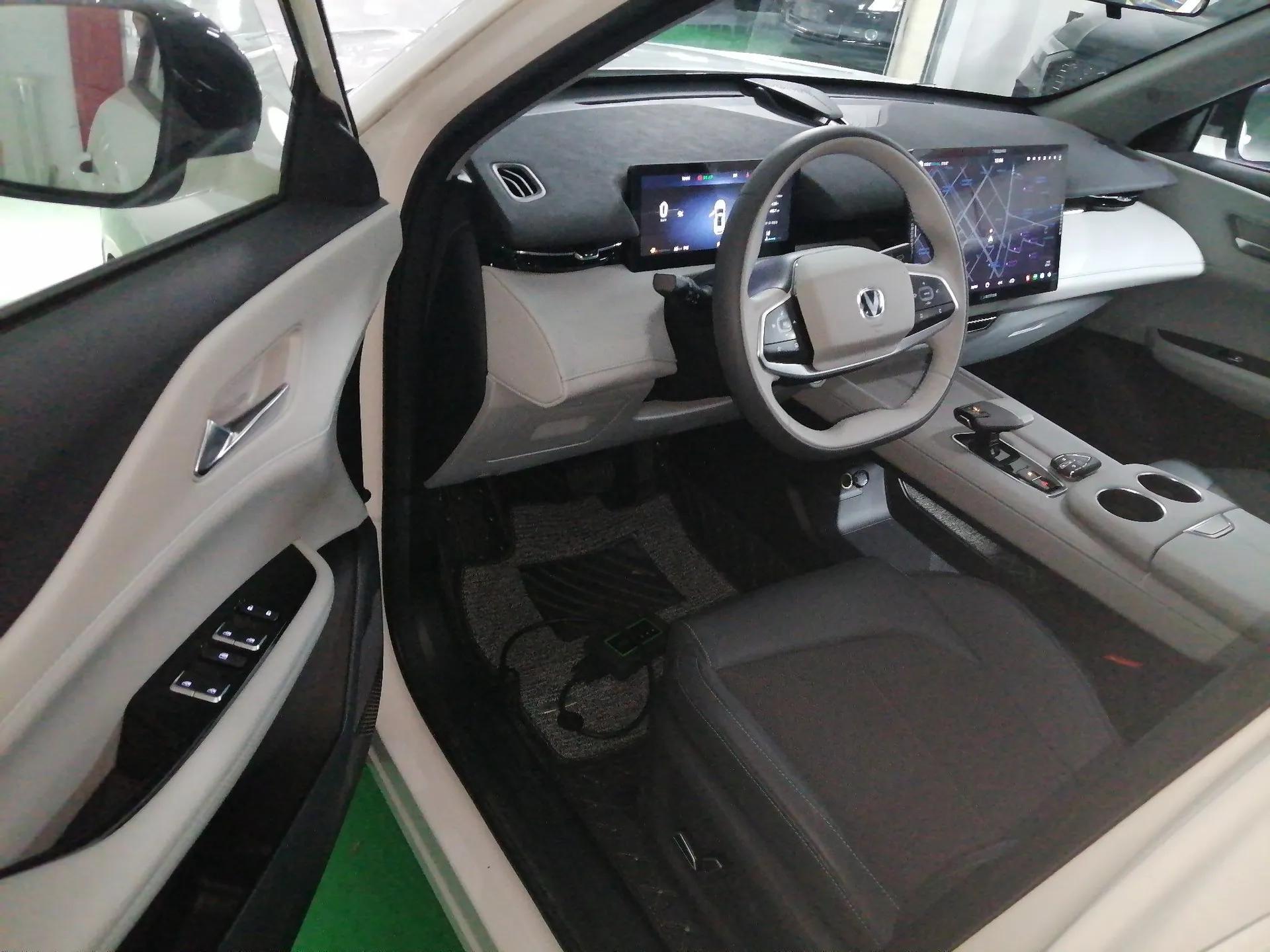 CHANGAN UNI-Z 2025 1.5T Luxury Version — миниатюра 18