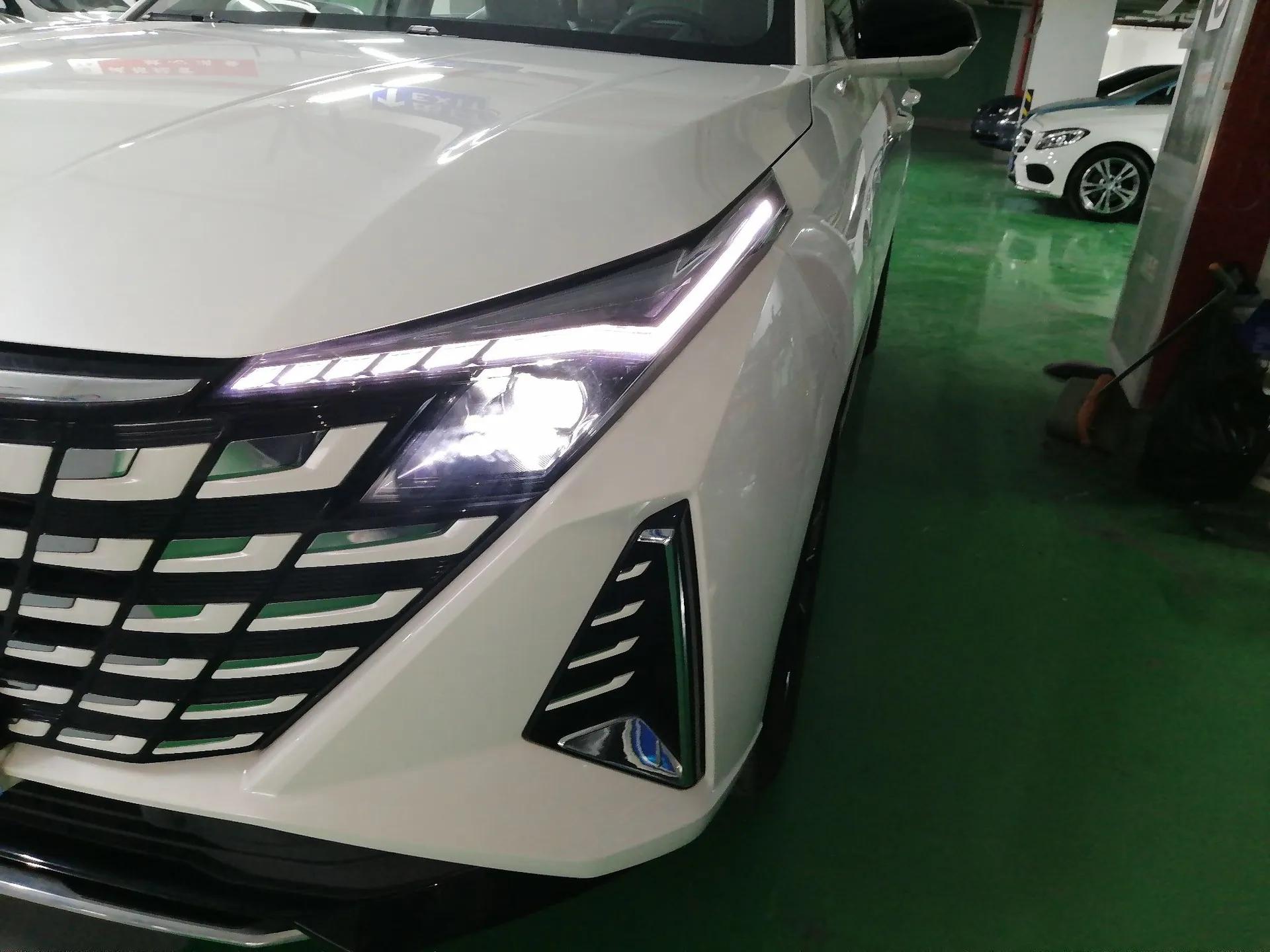 CHANGAN UNI-Z 2025 1.5T Luxury Version — миниатюра 5