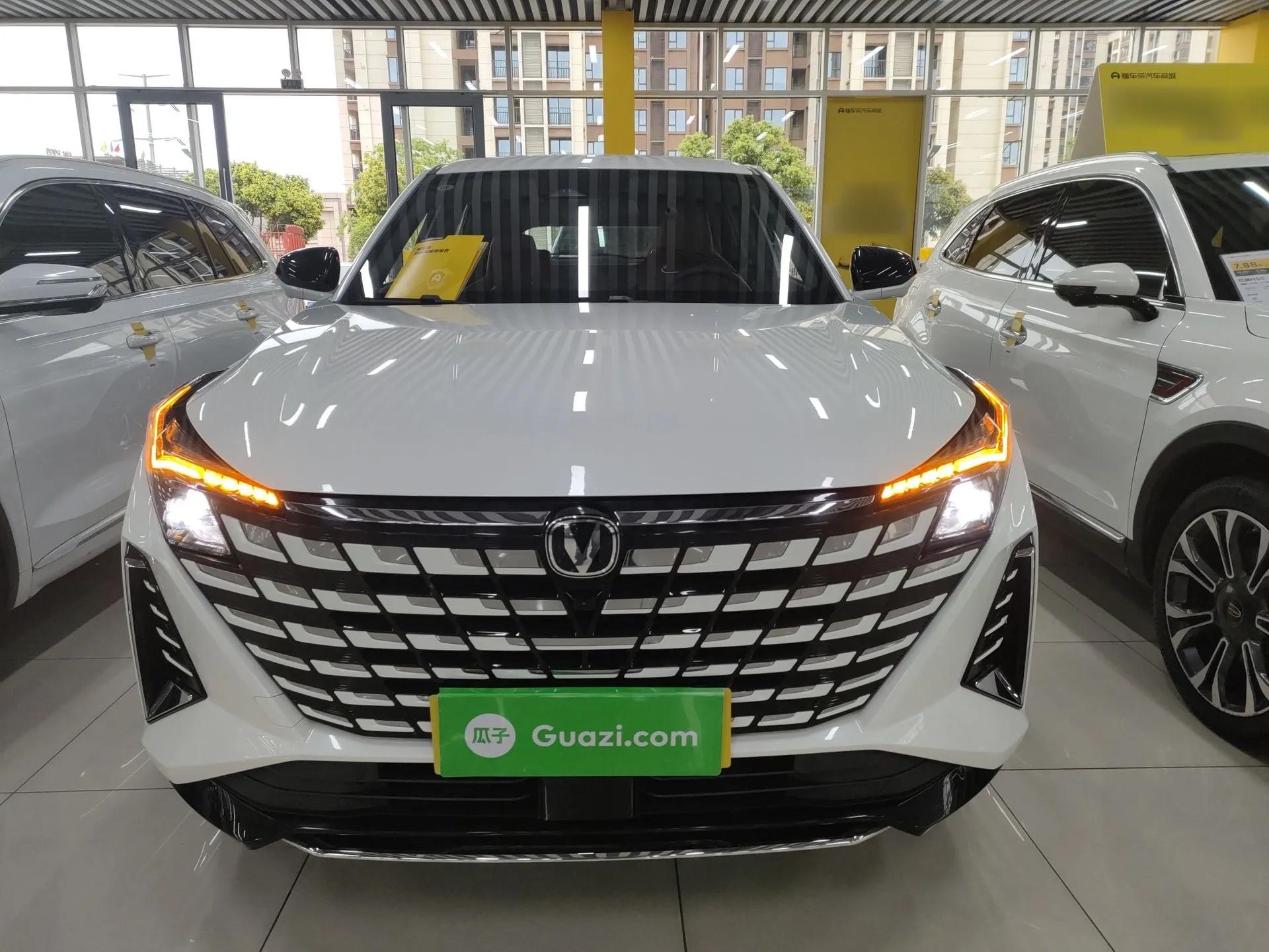 CHANGAN UNI-Z 2025 1.5T Luxury Version — миниатюра 2
