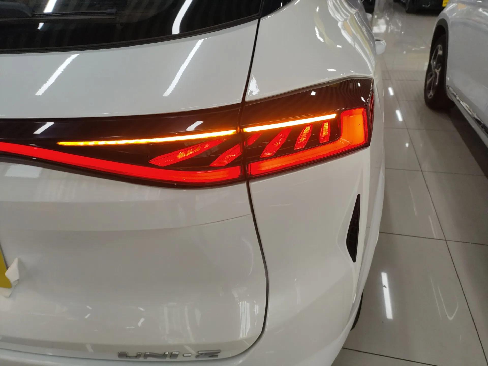 CHANGAN UNI-Z 2025 1.5T Luxury Version — миниатюра 7