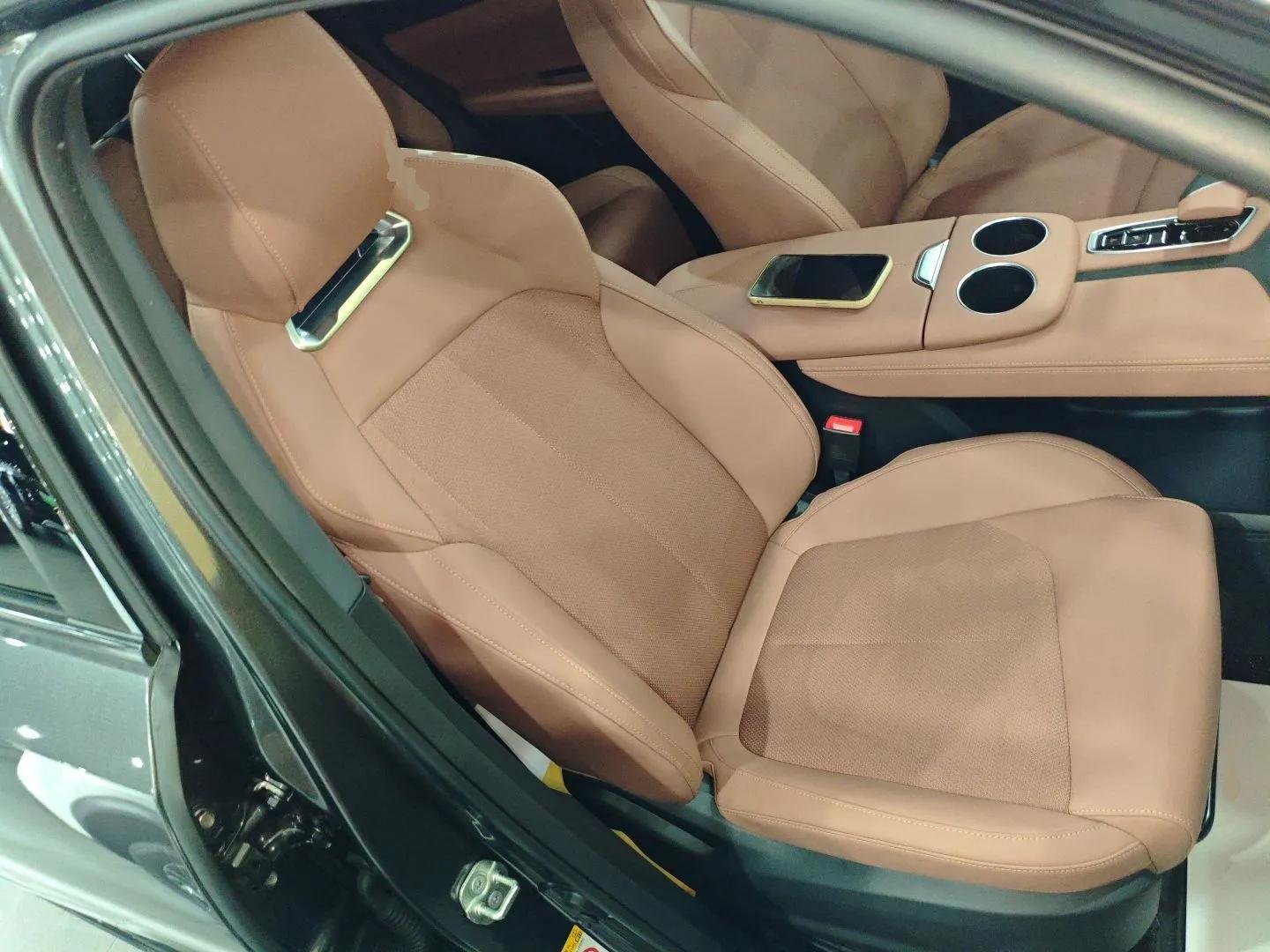 CHANGAN UNI-Z 2025 1.5T Luxury Version — миниатюра 23
