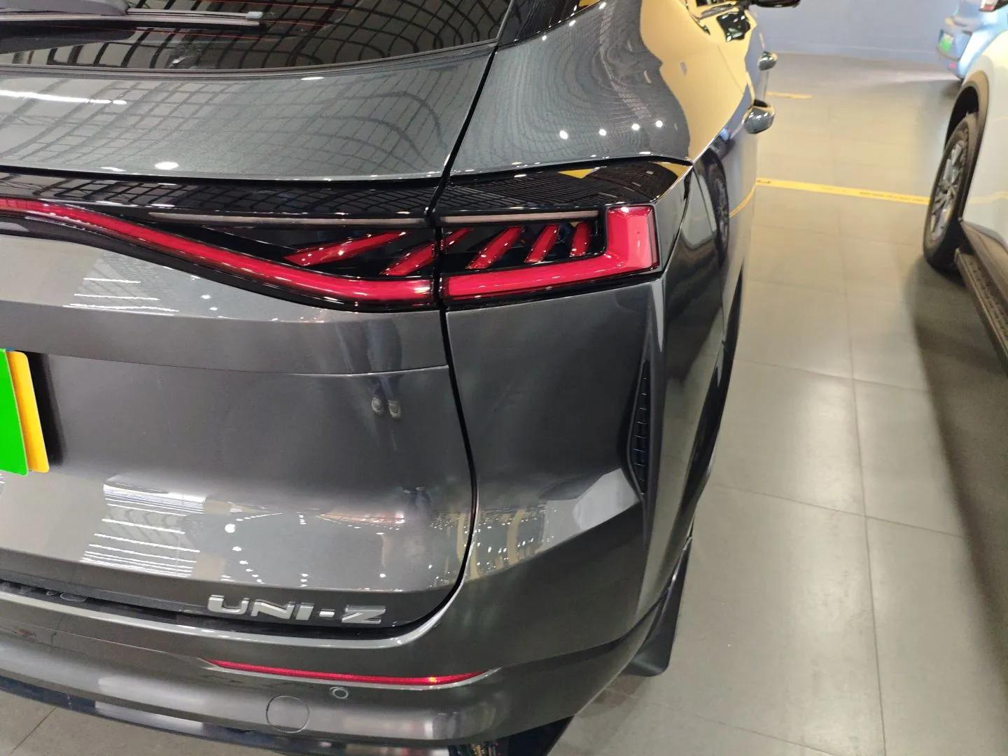 CHANGAN UNI-Z 2025 1.5T Luxury Version — миниатюра 8