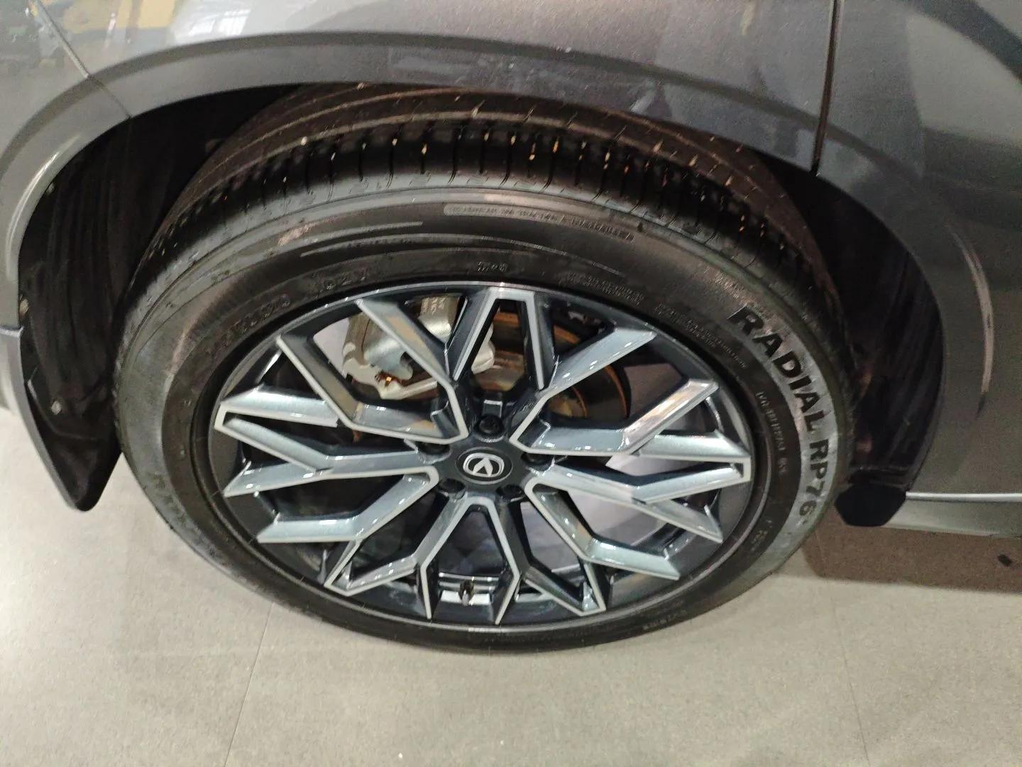 CHANGAN UNI-Z 2025 1.5T Luxury Version — миниатюра 10