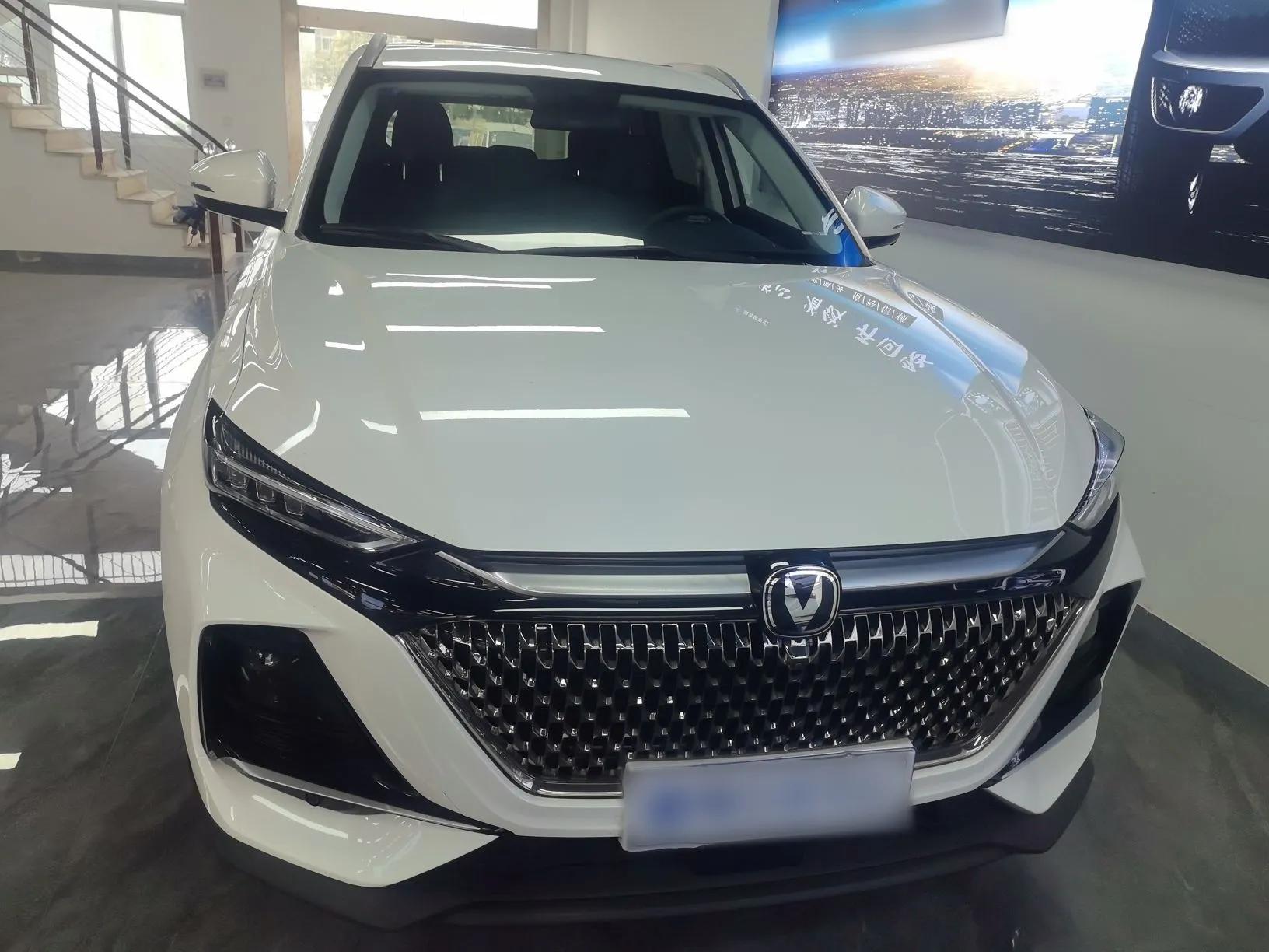 CHANGAN X7 PLUS 2024 1.5T Automatic Luxury 7-Seater — миниатюра 2