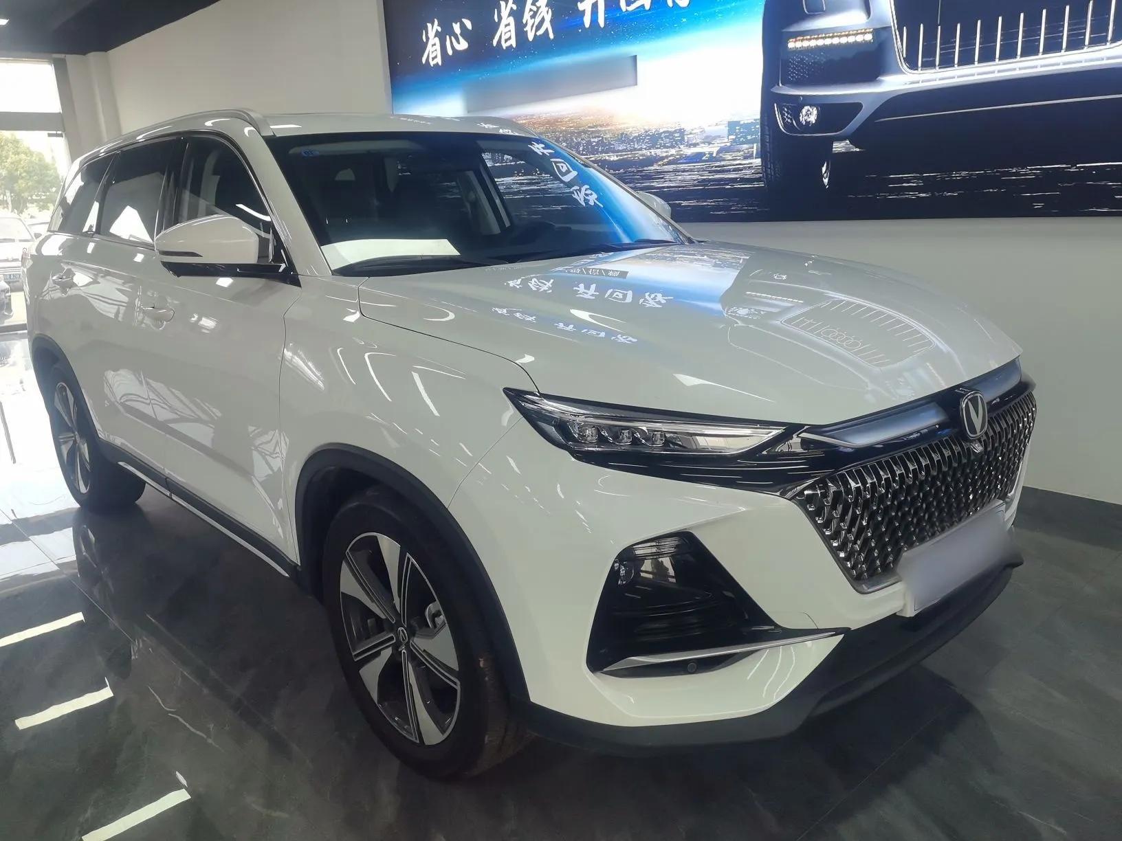 CHANGAN X7 PLUS 2024 1.5T Automatic Luxury 7-Seater — миниатюра 3