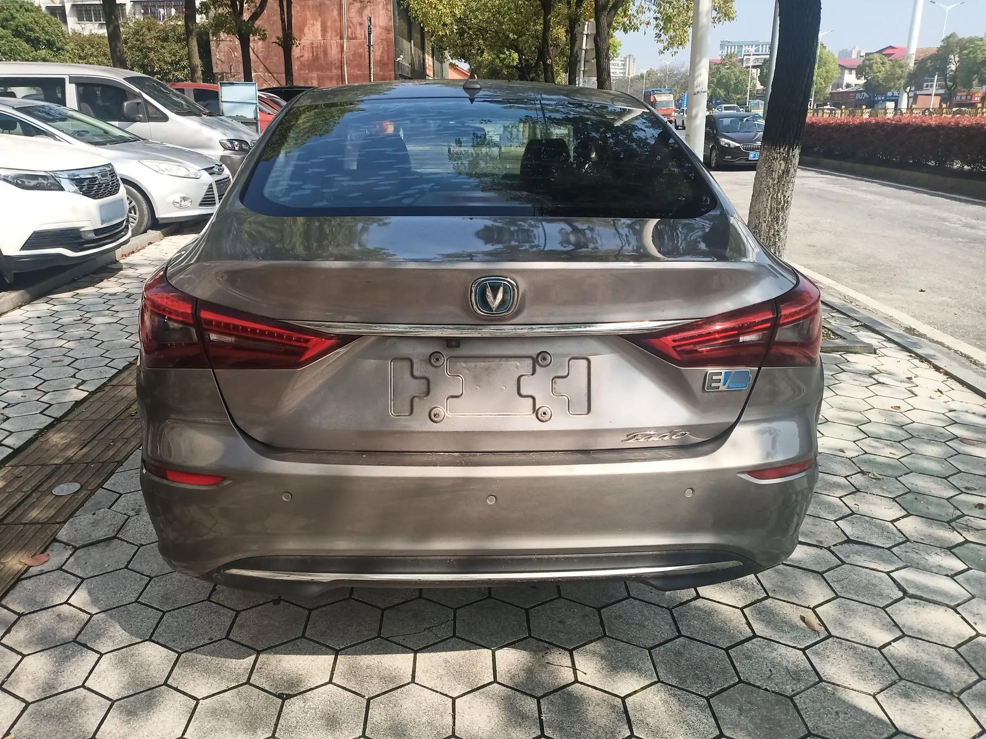 CHANGAN Eado New Energy 2019 EV460 Shared Version — миниатюра 5