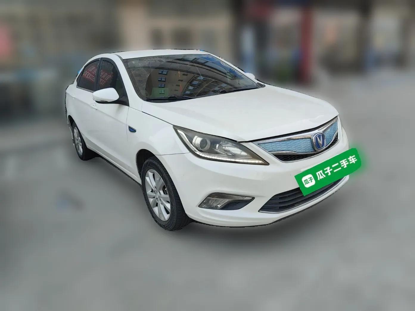 CHANGAN Eado New Energy 2018 EV300 Enjoyment Model — миниатюра 3