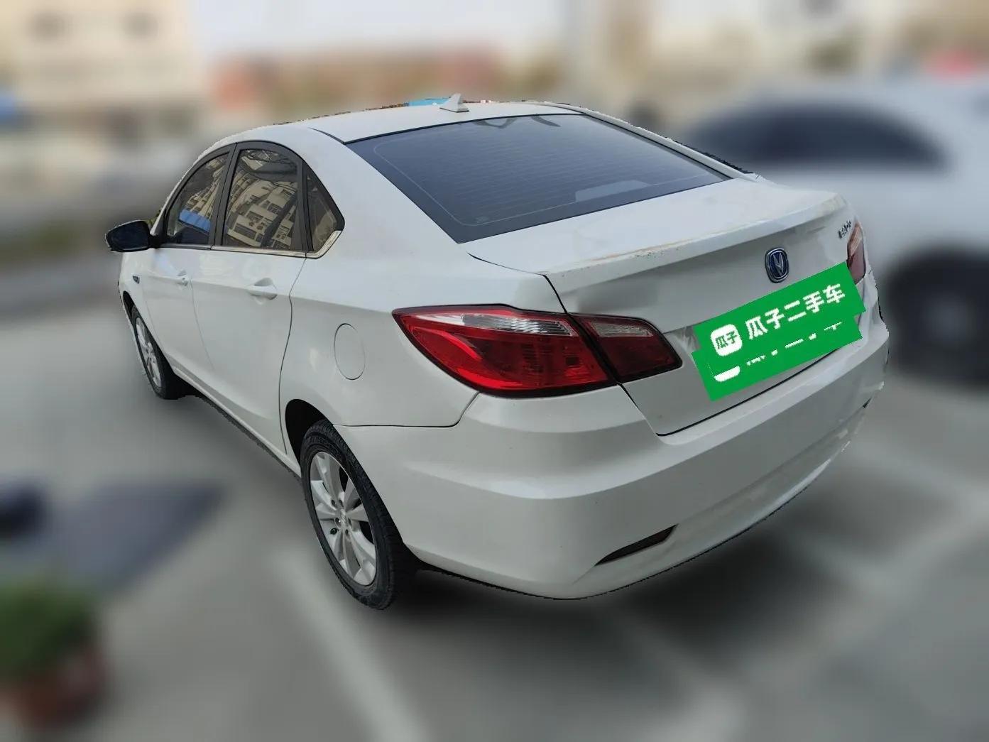CHANGAN Eado New Energy 2018 EV300 Enjoyment Model — миниатюра 4
