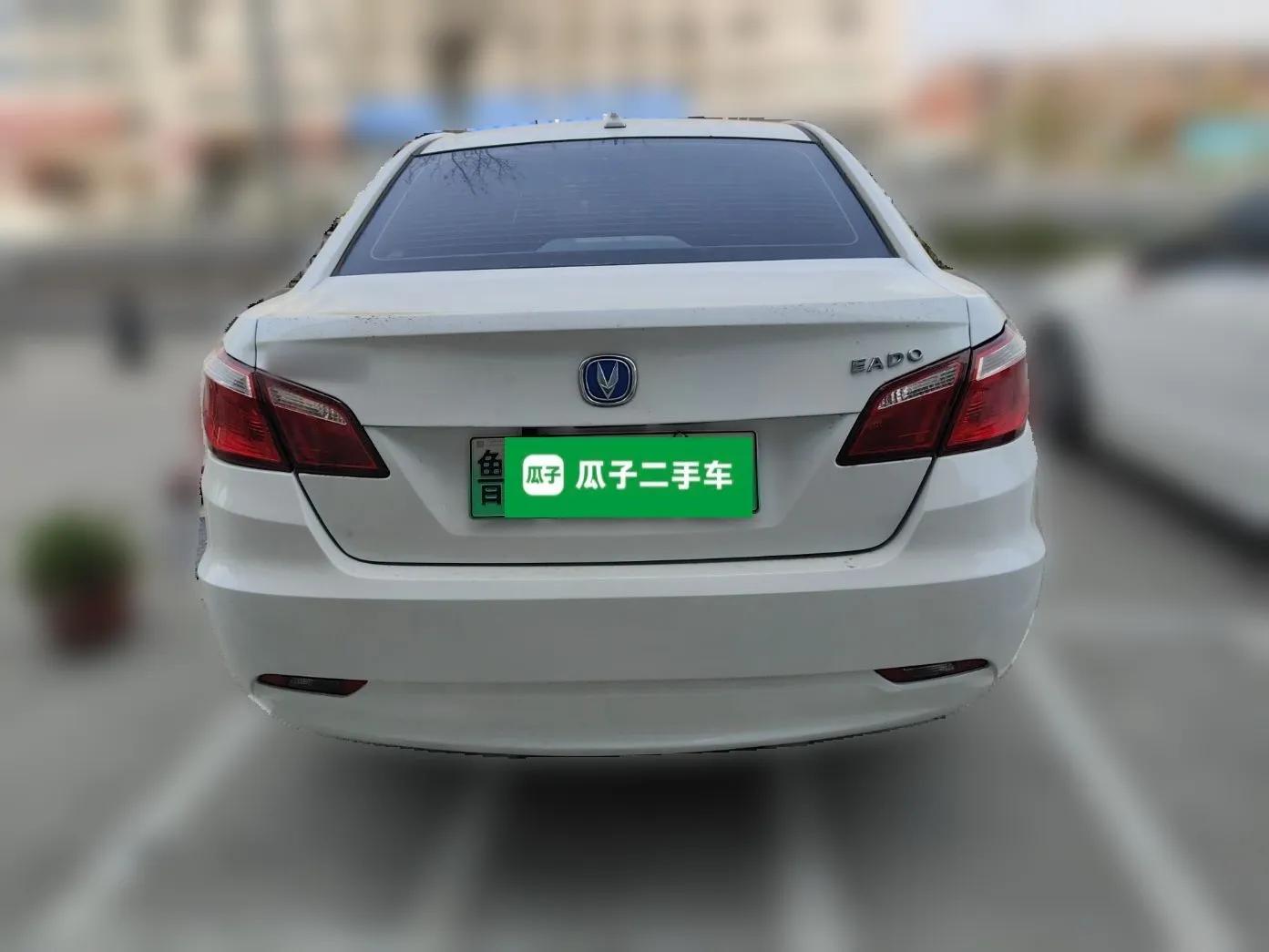 CHANGAN Eado New Energy 2018 EV300 Enjoyment Model — миниатюра 5