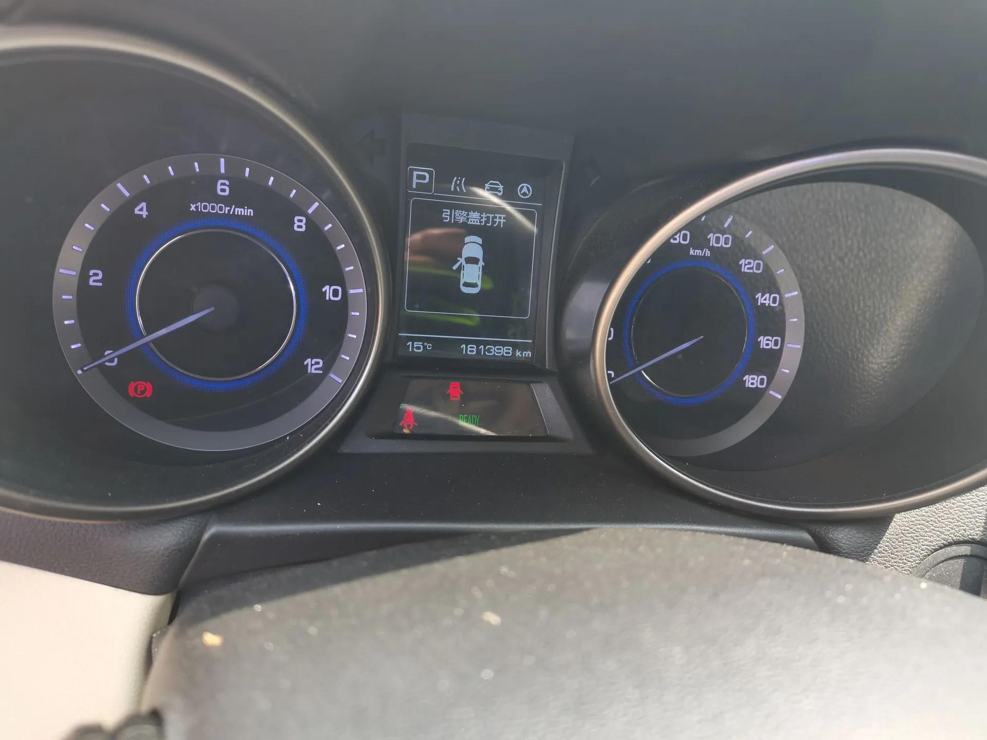 CHANGAN Eado New Energy 2018 EV300 Enjoyment Model — миниатюра 13