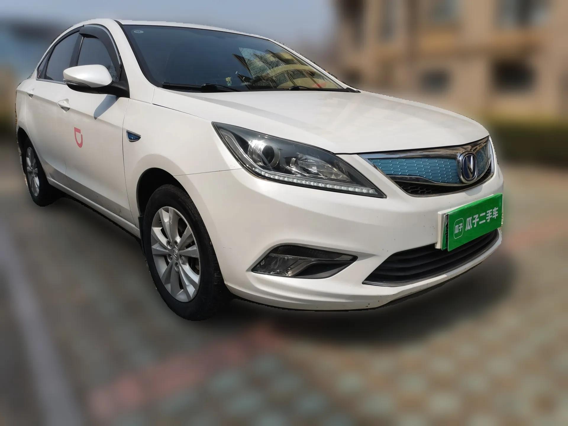 CHANGAN Eado New Energy 2018 EV300 Enjoyment Model — миниатюра 3