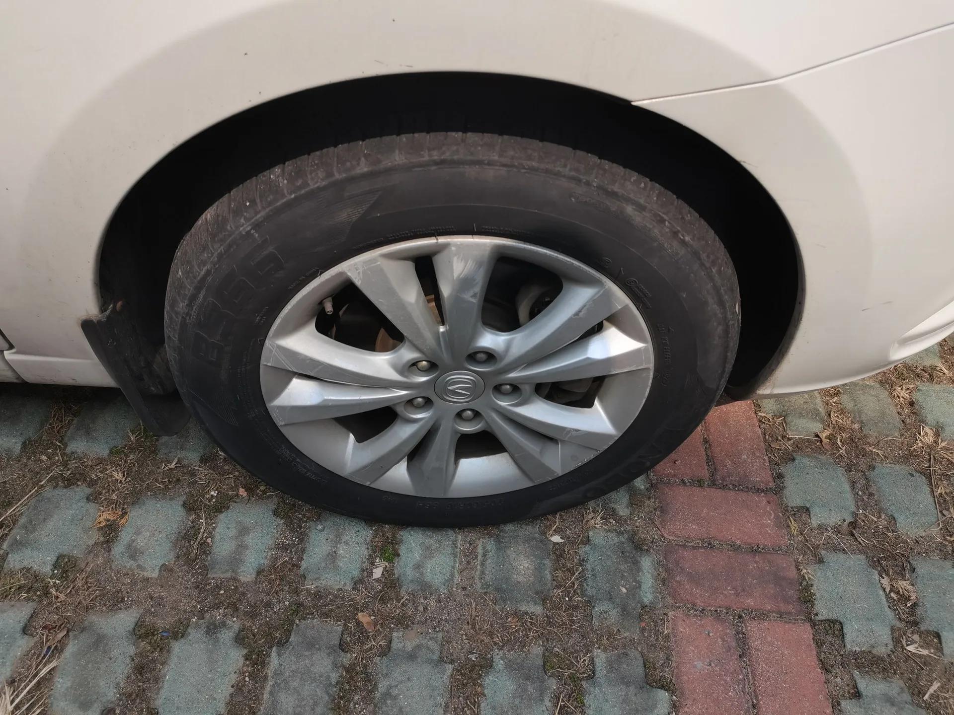 CHANGAN Eado New Energy 2018 EV300 Enjoyment Model — миниатюра 8