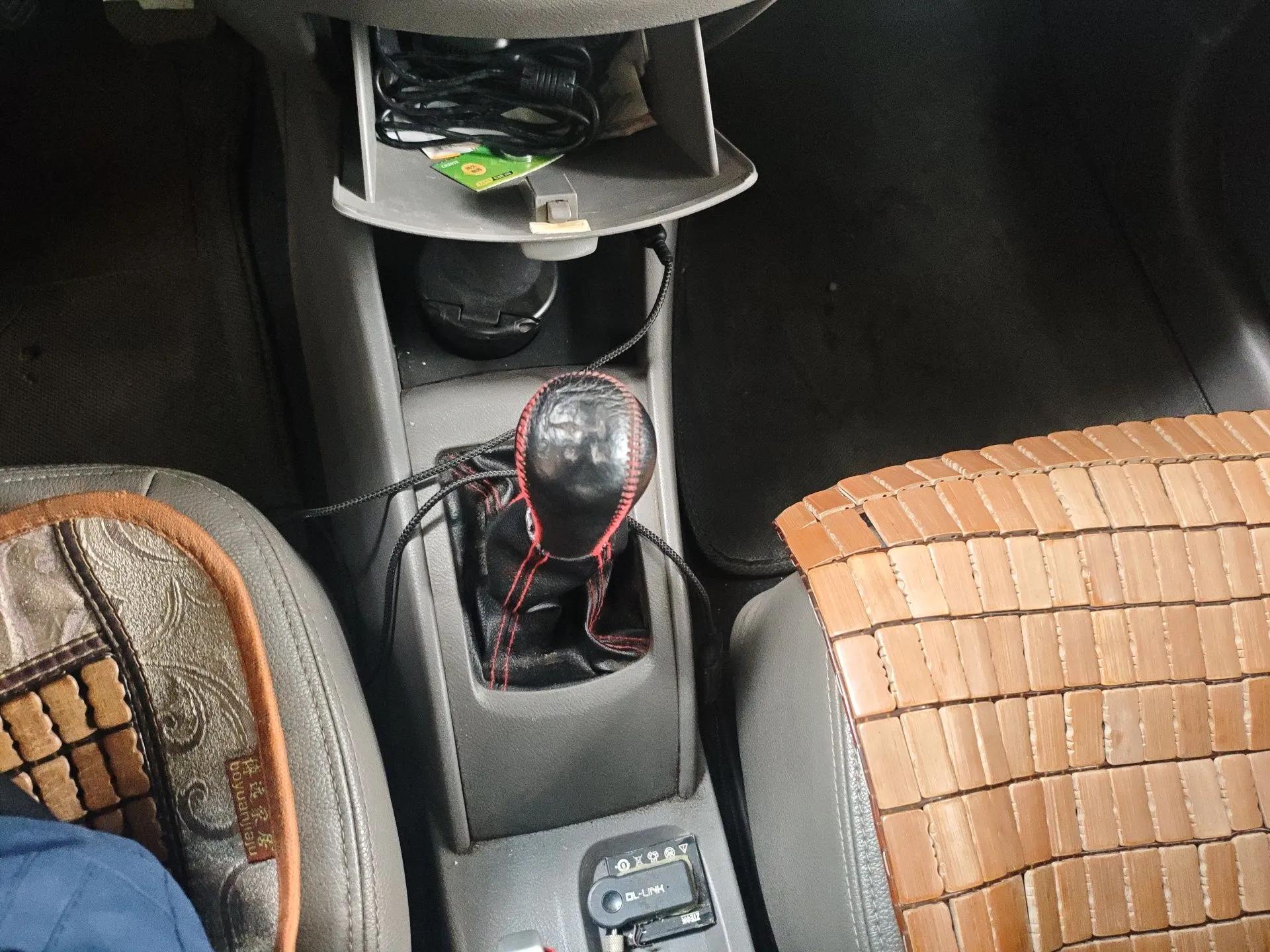 CHANGAN Alsvin 2012 Sedan 1.5L Manual Luxury Model — миниатюра 15